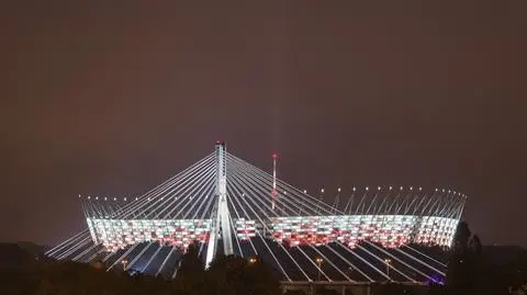 Sylwester na błoniach Narodowego. Tramwaje i metro przez całą noc