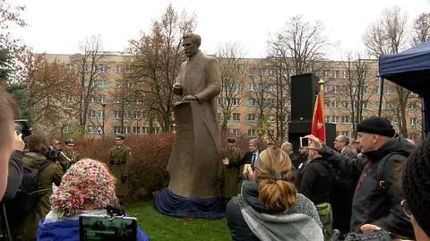 "Wielki człowiek polskiej lewicy". Odsłonięto pomnik Daszyńskiego 