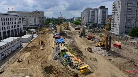 Budują metro, zmiany na Bródnie. Utrudnienia dla pieszych i kierowców 