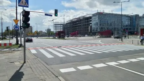 Płaskie jak stół. Rondo Daszyńskiego po remoncie