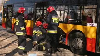 Wypadek z udziałem miejskiego autobusu