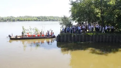 Św. Bruno przypłynął na tratwie. Jak za czasów Jana Kazimierza