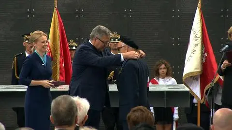 Prezydent odznaczył powstańców. "Dzięki Wam Polska może się rozwijać"
