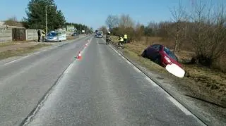 Samochód wjechał w grupę rowerzystów