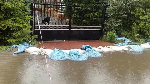 Burmistrz Wesołej obiecuje pomoc "do końca tego roku"