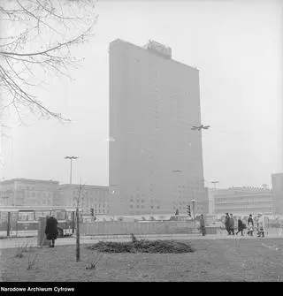 Hotel Forum w Warszawie (1974)