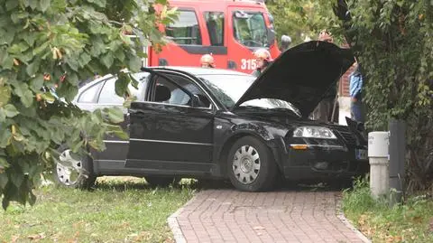 Poważny wypadek w Ząbkach. Dwie osoby ranne