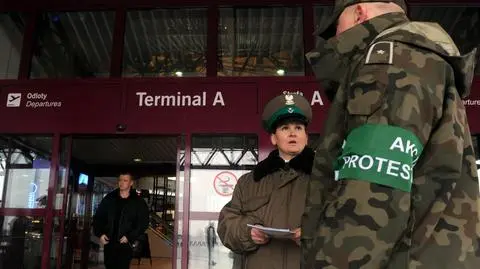 Strajk włoski na lotnisku "Odprawy bez zakłóceń"