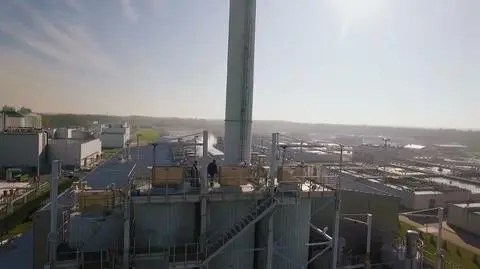 Trwają prace w spalarni Czajki po awarii, wodociągowcy wybrali też wykonawcę przewiertu pod Wisłą