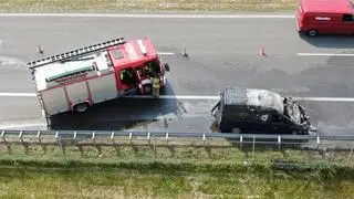 Pożar auta dostawczego na A2