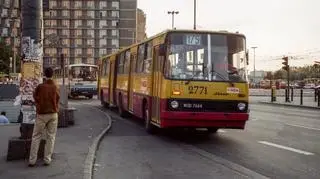 Ikarus 280 na Alejach Jerozolimskich