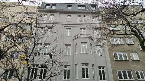 Komisja Jakiego cofa reprywatyzację. "Działamy w oparciu o prawo pełne luk"