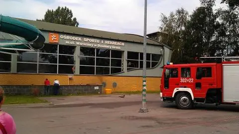 Pożar w Ursusie. Ewakuowano basen