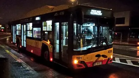 Ranny mężczyzna jechał autobusem 