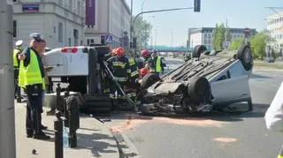 Wypadek z udziałem nieoznakowanego radiowozu 