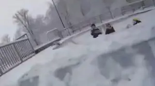 Dzieci utknęły w niecce na terenie miejskiego skateparku