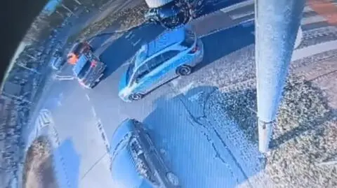 Policjanci pomogli w eskorcie rodzącej kobiety