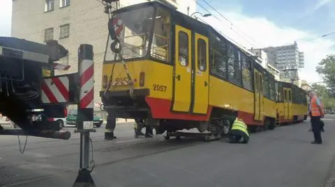Pożar zatrzymał tramwaj na Skierniewickiej