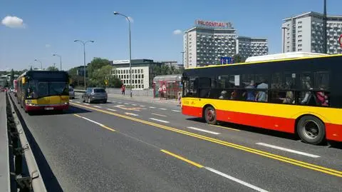 Zamknęli połowę mostu. "Korek od ronda Jazdy Polskiej"
