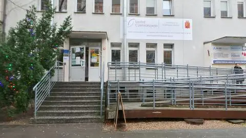 Zamknięte oddziały szpitalne i przychodnie. "Jest problem, ponieważ nie ma testów"