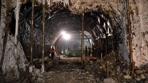 Przebili tunel metra pod Wisłostradą. "Mamy za sobą trudną operację"