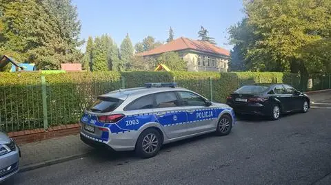 Pożar w przedszkolu. Ewakuowano ponad 130 osób, jedna jest lekko poparzona 