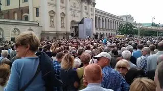 Ulicami stolicy przechodzą procesje