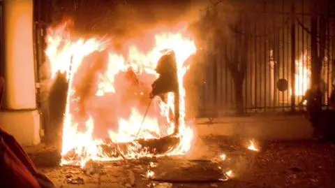 Wraca sprawa podpalenia budki przed ambasadą rosyjską