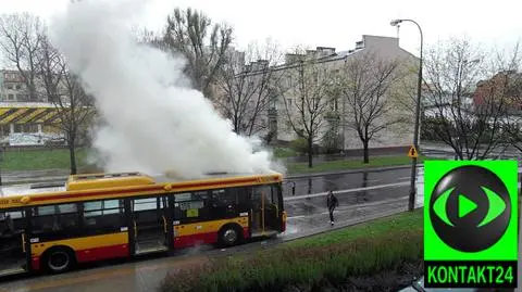 Dym w miejskim autobusie