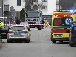 Przy ulicy Poezji pracują służby