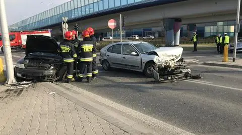 Dwie osoby ranne po zderzeniu trzech aut