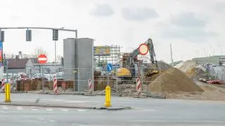 Budowa węzła na Marsa, Żołnierska