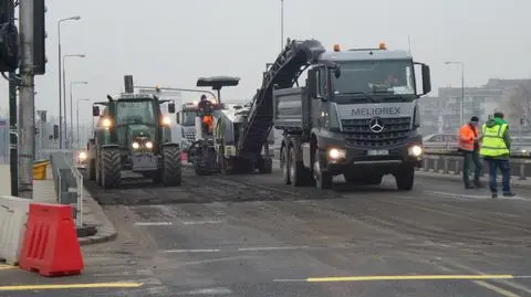 Bez wiaduktu nad Trasą AK. "Prace idą pełną parą"
