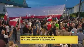 Wieczorne protesty w Warszawie