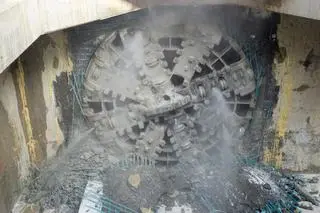 Tarcza TBM Anna wydrążyła ostatni tunel metra