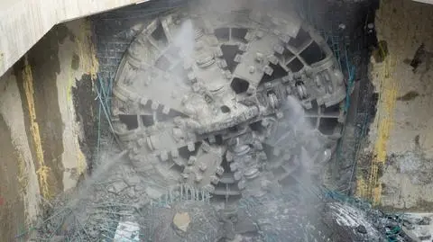 Tarcza TBM Anna wydrążyła ostatni tunel metra