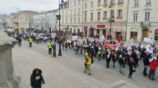 Przemarsz protestujących