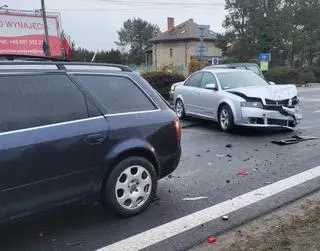 Zderzenie czterech samochodów pod Wólką Kosowską