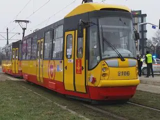 Tramwaj potrącił pieszego