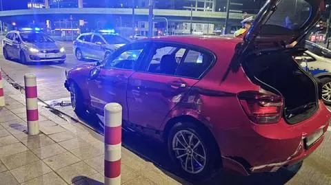 Pijany dachował na Wołoskiej. Miał 1,6 promila