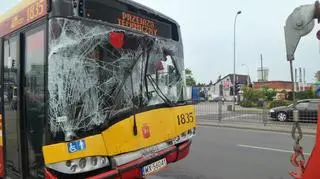 Zderzenie dwóch autobusów przy przystanku Młodzieńcza