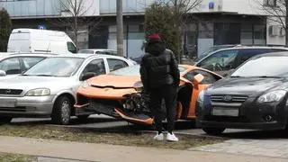 Z lamborghini zniknęły koła 