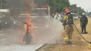 Na Powsińskiej spłonął motocykl