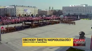 Mazurek Dąbrowskiego na placu Piłsudskiego