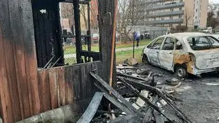 Pożar na parkingu przy Redutowej