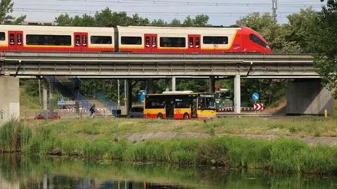 Zmiany na Białołęce. Autobusy wracają na pechowe rondo 