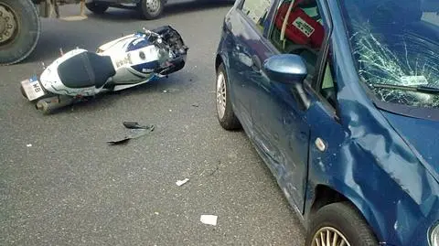 Sobieskiego: samochód zderzył się z motocyklem