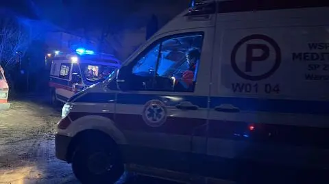 Zatrucie tlenkiem węgla na Woli. Dwie osoby trafiły do szpitala 