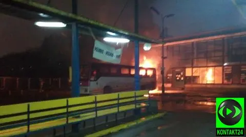 Pożar autobusu przy stadionie