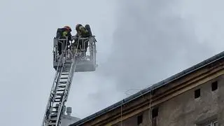 Pożar przy skrzyżowaniu ulic Mińskiej i Chodakowskiej